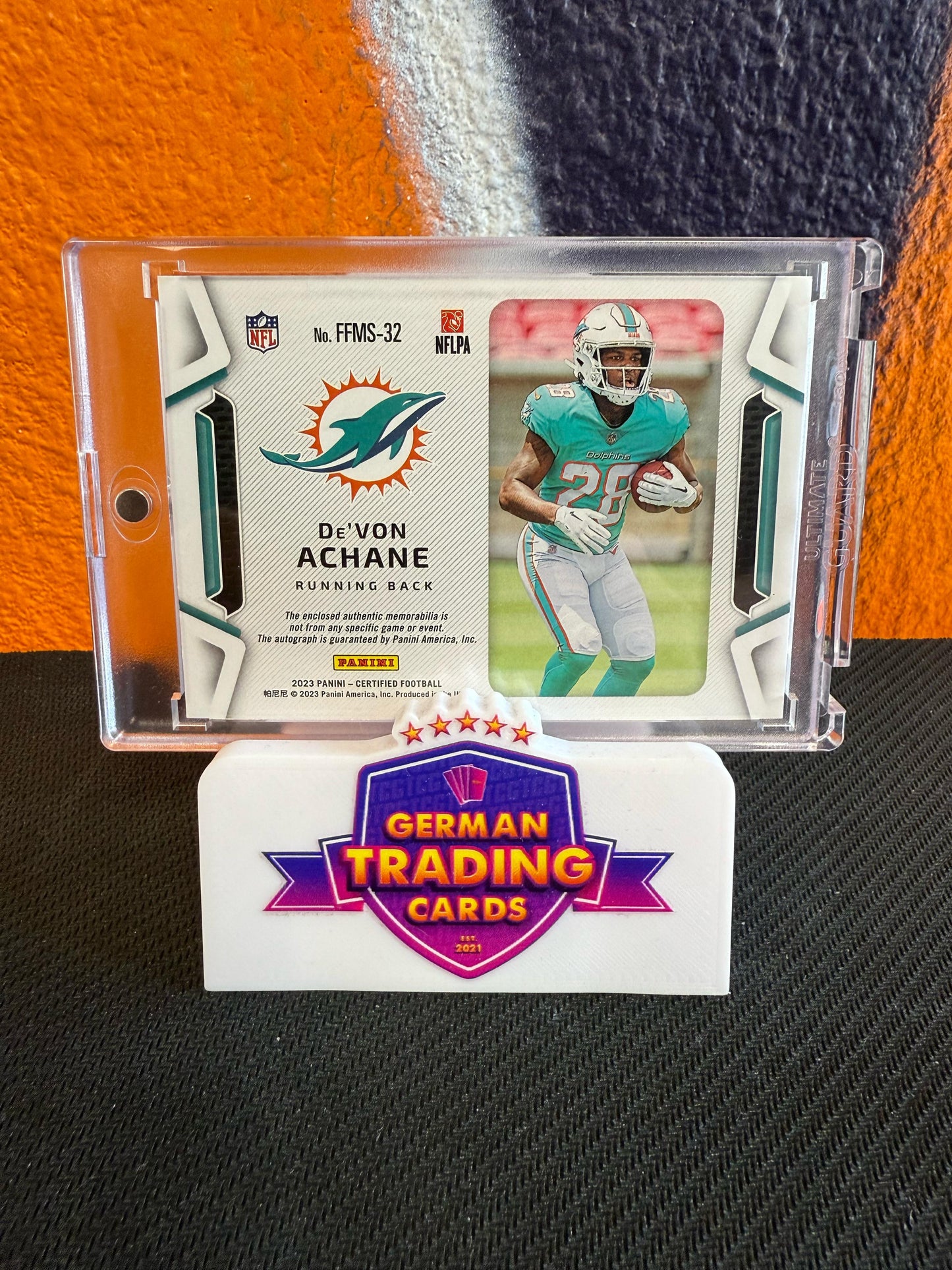 De'von Achane Rookie Freshman Fabric 072/299 - Panini Certified 2023