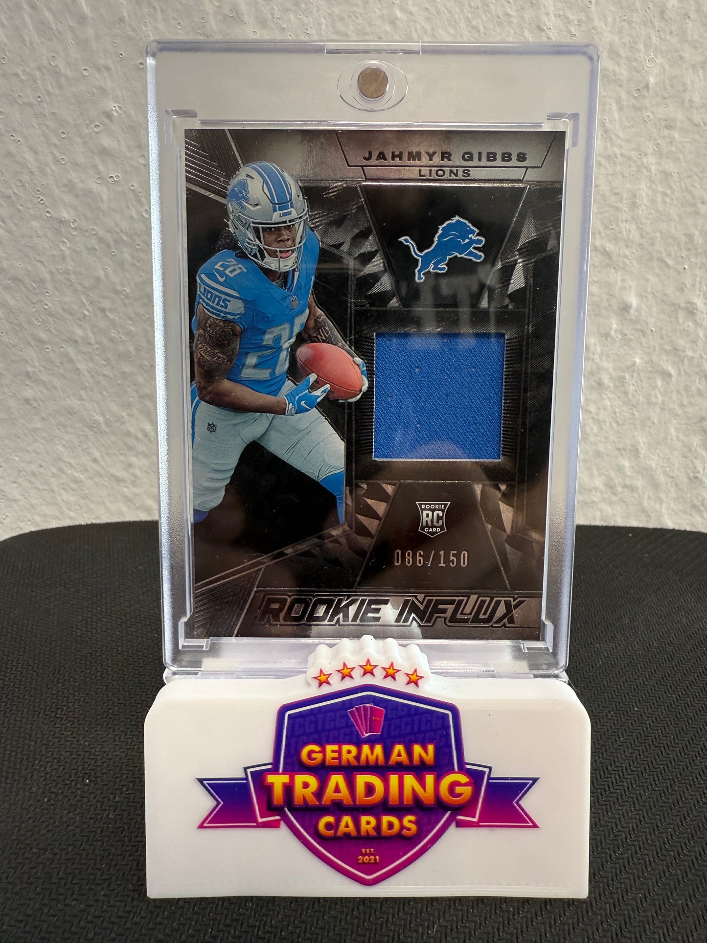 Jahmyr Gibbs Rookie Influx Jersey 086/150 - 2023 Panini Black Football