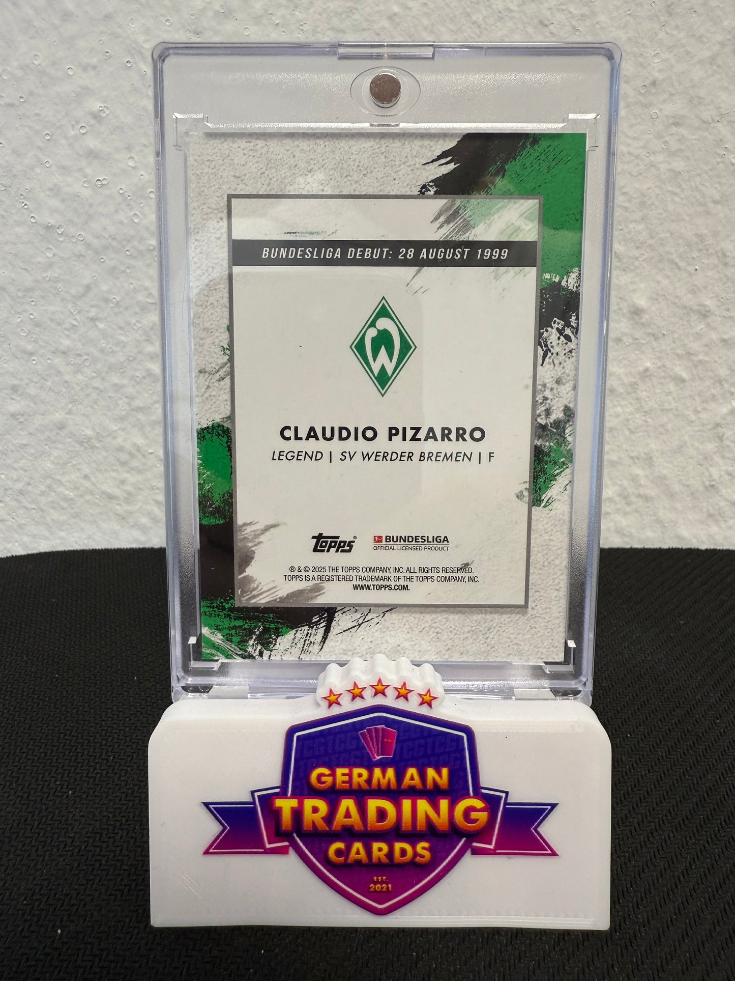 Claudio Pizarro 19/75 - 2024-25 Topps Inception Bundesliga
