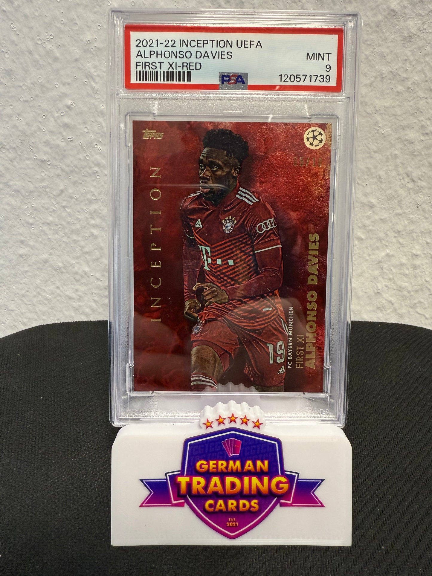 Alphonso Davies First XI 05/10 PSA 9 - 2021-22 Topps Inception UCL