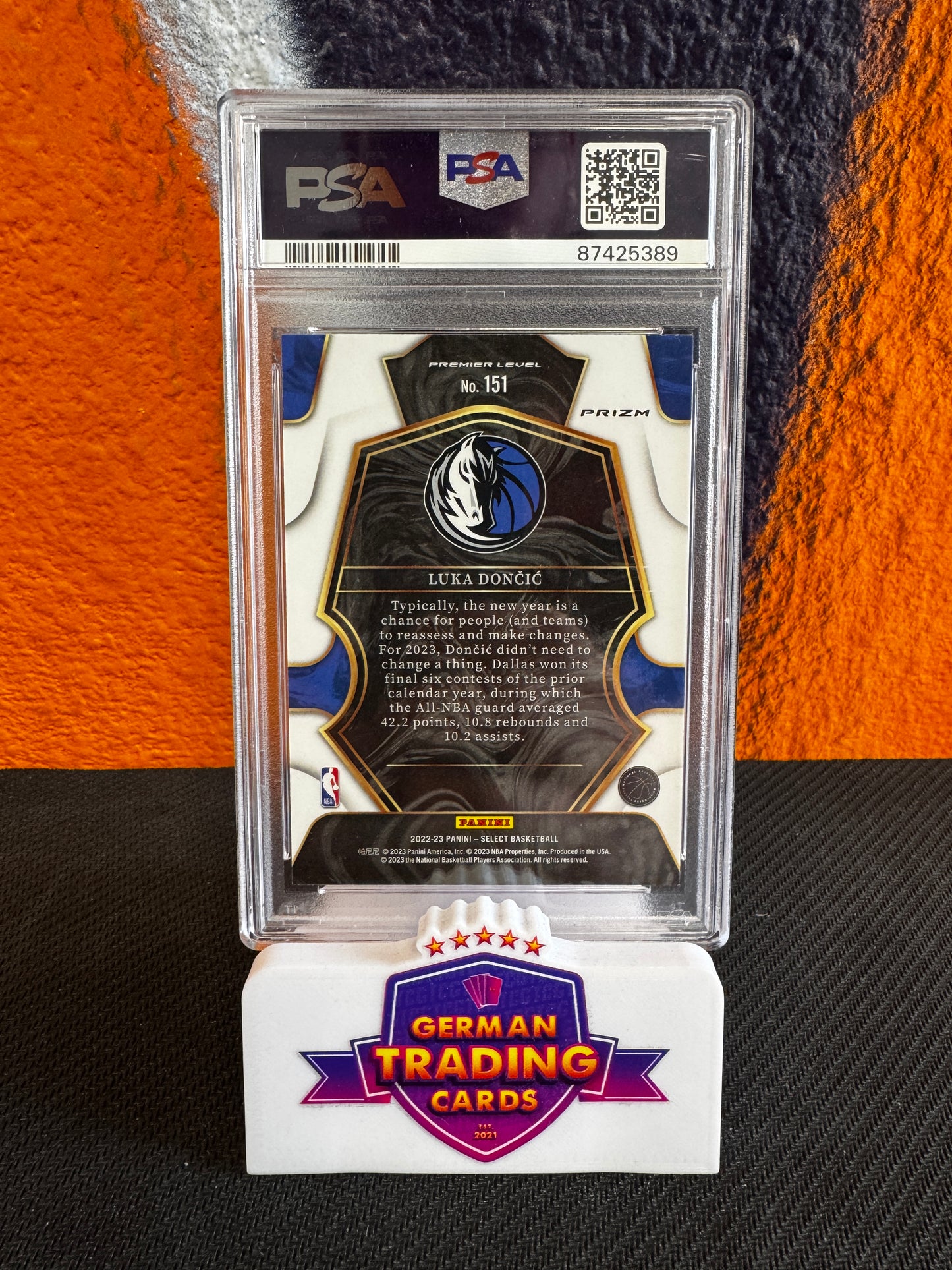Luka Doncic Premier Level Red Wave PSA10 POP3 - Panini Select 2022