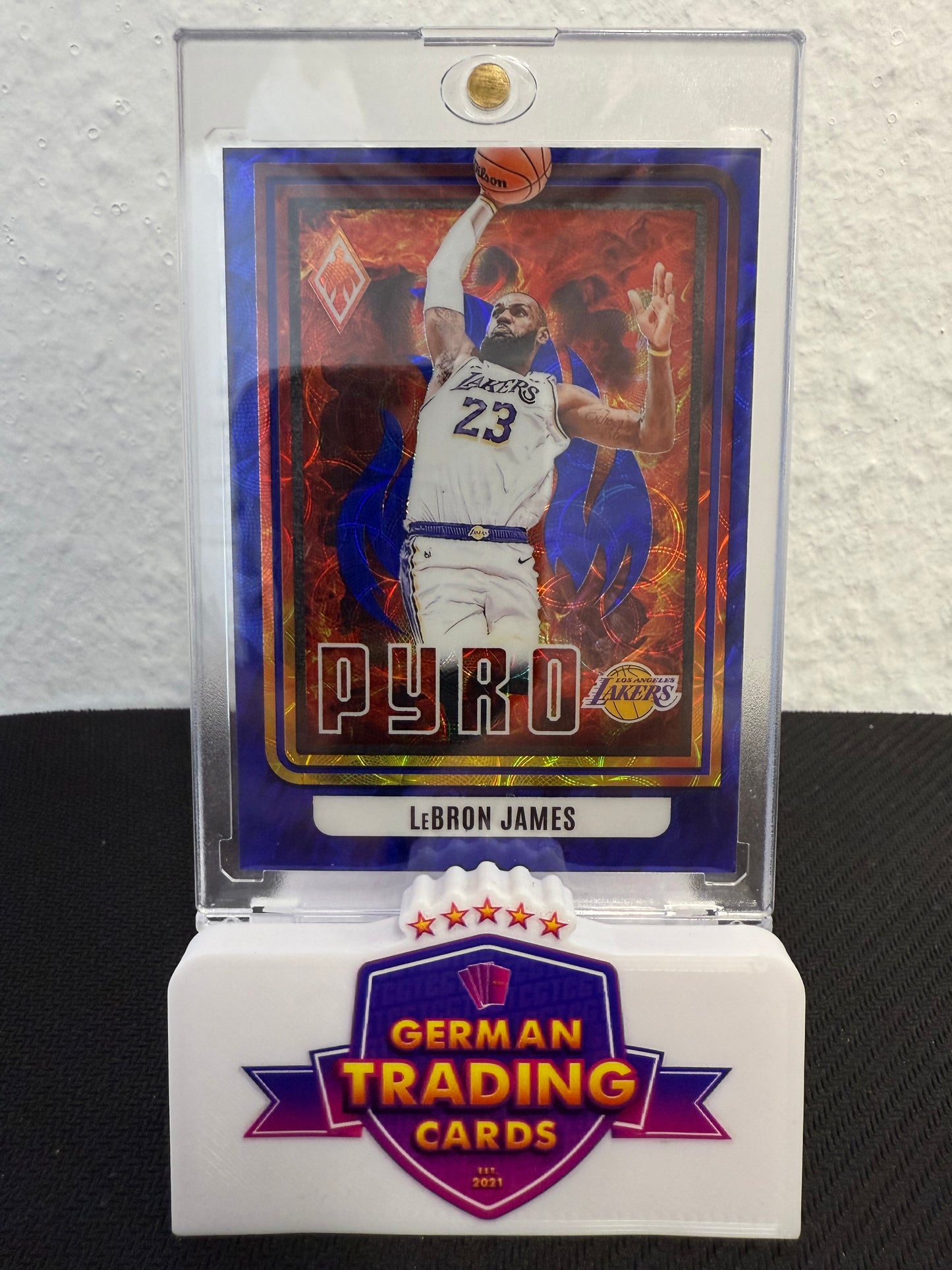 LeBron James Pyro 33/35 - 2023-24 Panini Phoenix Basketball
