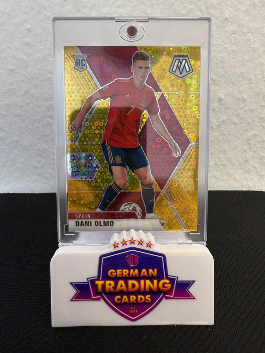 Dani Olmo Rookie 04/10 Gold Disco - 2021 Panini Mosaic UEFA Euro Soccer