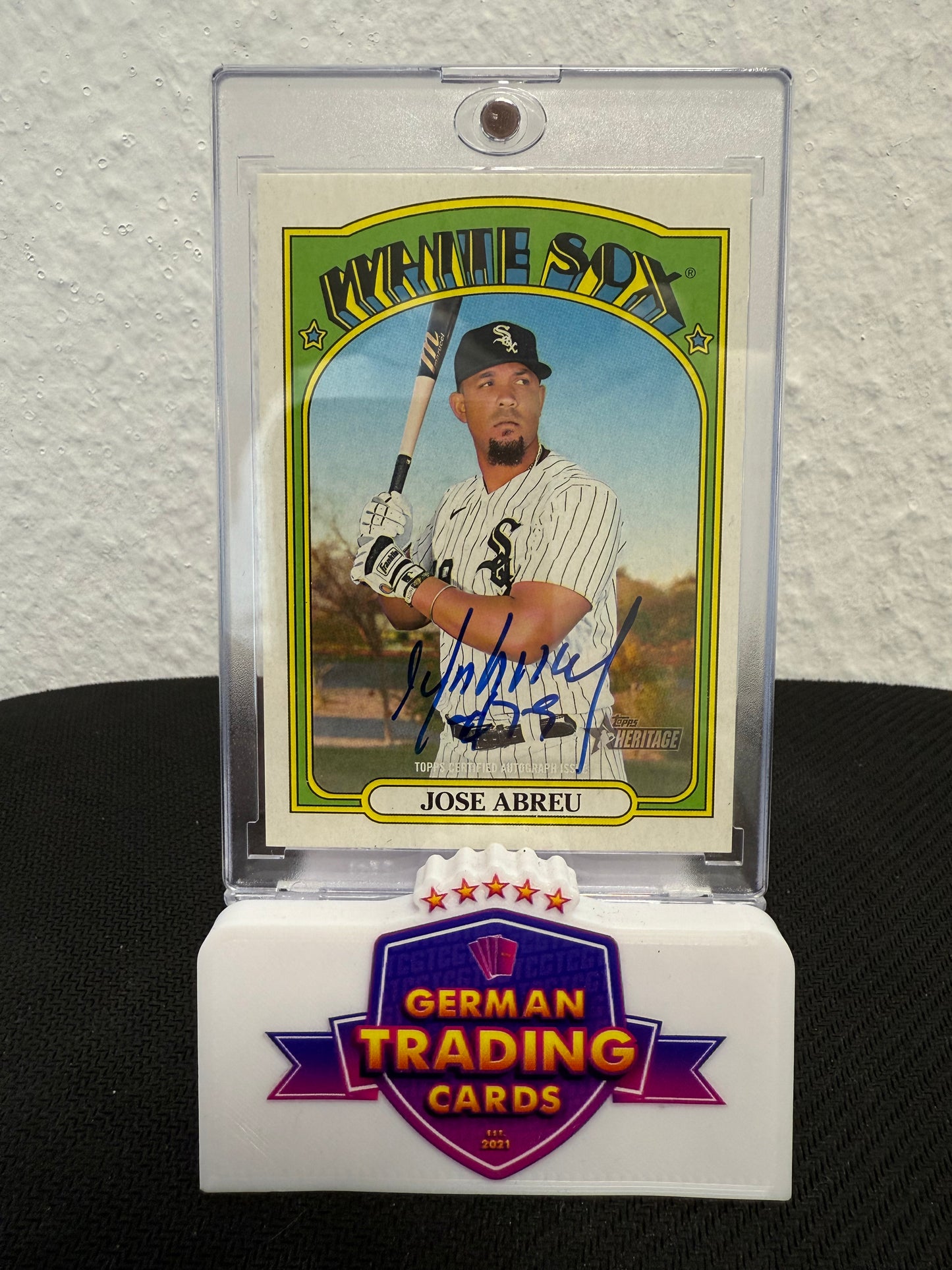 Jose Abreu Auto - 2021 Topps Heritage Baseball